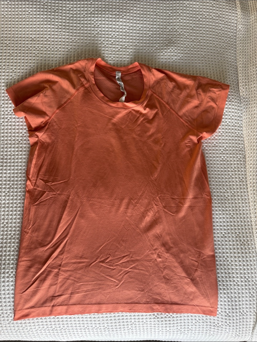 lululemon athletica Women's Short Sleeve Tee - Coral Orange